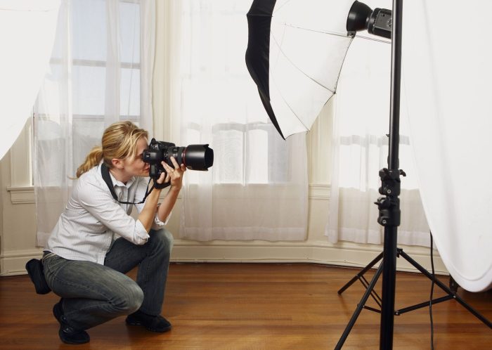 How to Start a Photography Business: 10 Steps to Success