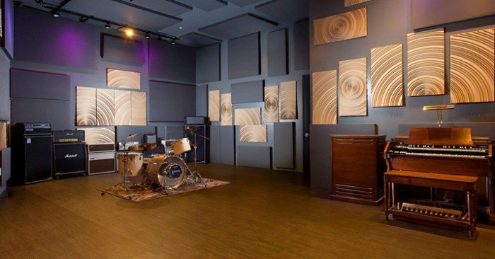 How to Record Music at Home: 10 Tips for Home Recording